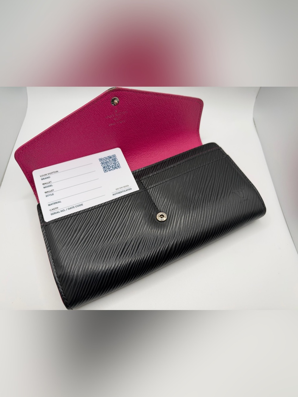 Louis Vuitton Black Epi Leather Sarah Long Wallet With Pink Interior